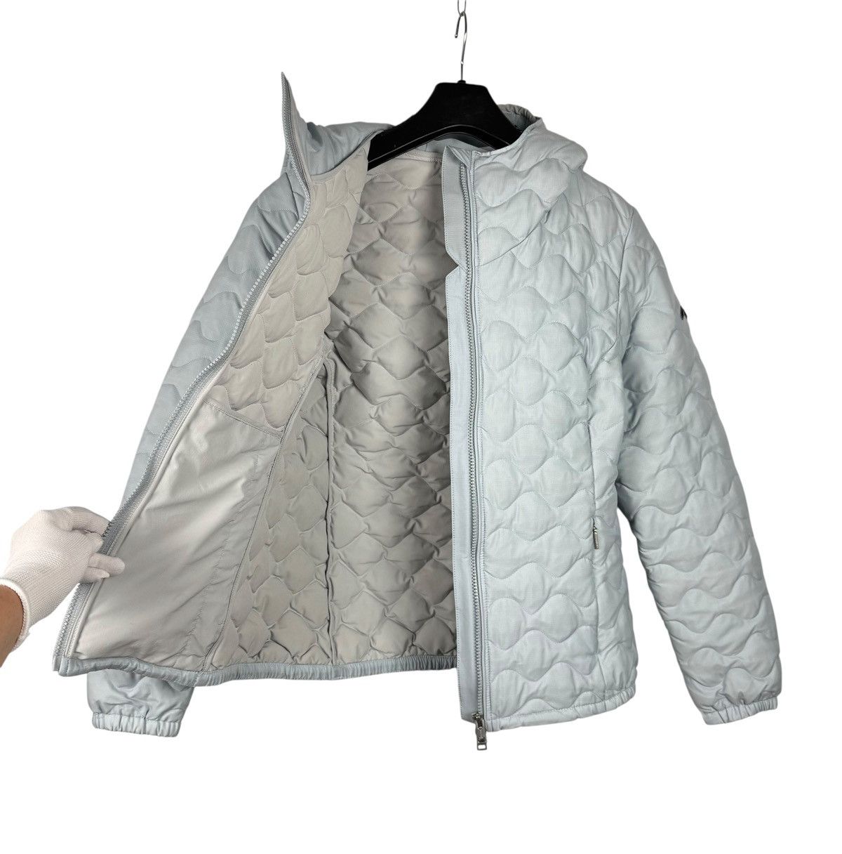 KJUS Kjus System Quilted Down Jacket Hooded Fullzip Women size M Size M / US 6-8 / IT 42-44 - 10 Thumbnail