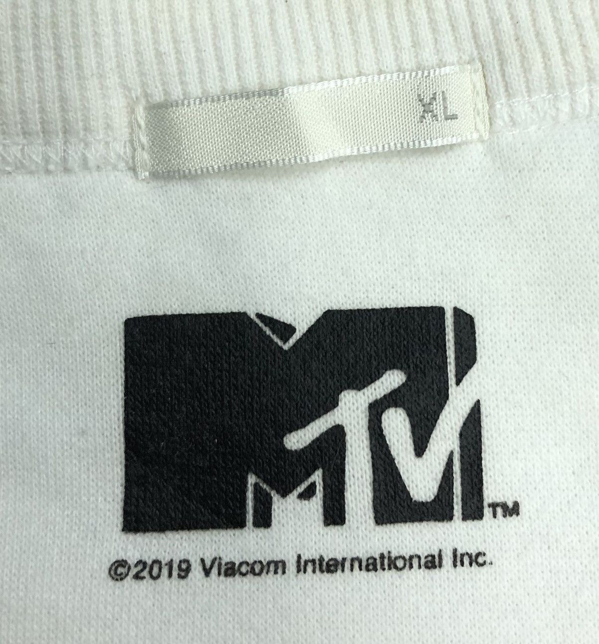 GU × Mtv GU Mtv Music Television 2019 Viacom International Sweatshirt Size US XL / EU 56 / 4 - 6 Thumbnail