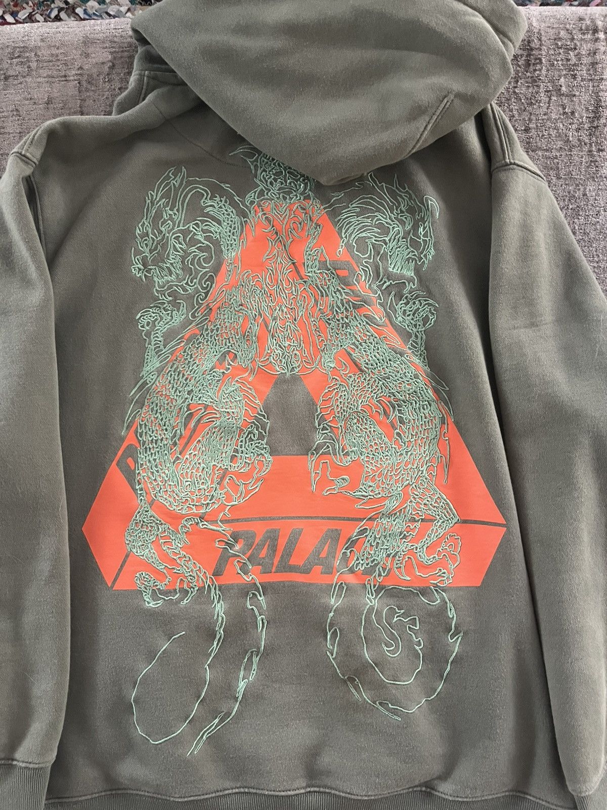 Palace Palace tri dragon hoodie Size US M / EU 48-50 / 2 - 1 Thumbnail
