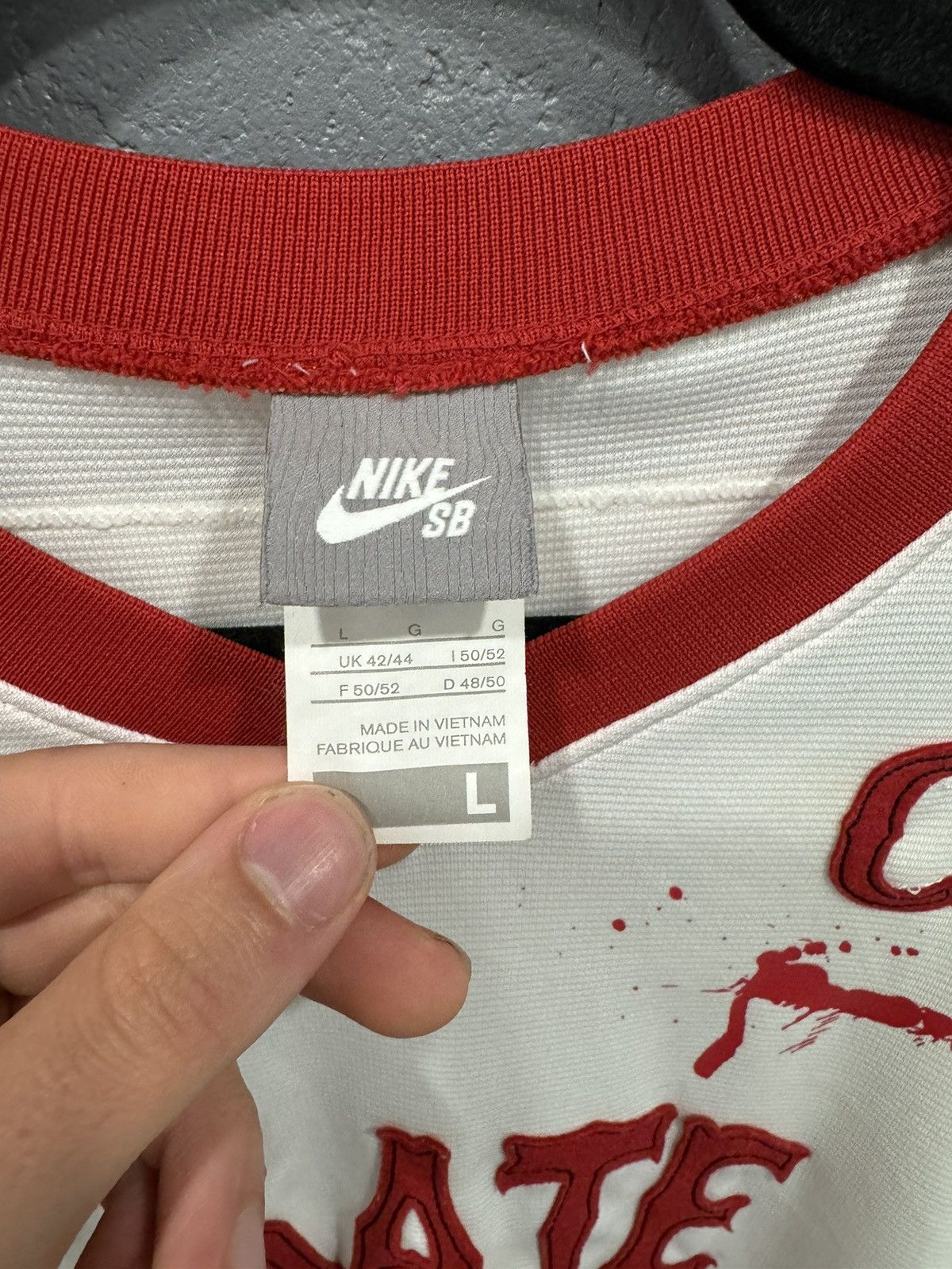 Vintage RARE Nike Skate Mental Bloody Jersey Size Large Size US L / EU 52-54 / 3 - 4 Thumbnail