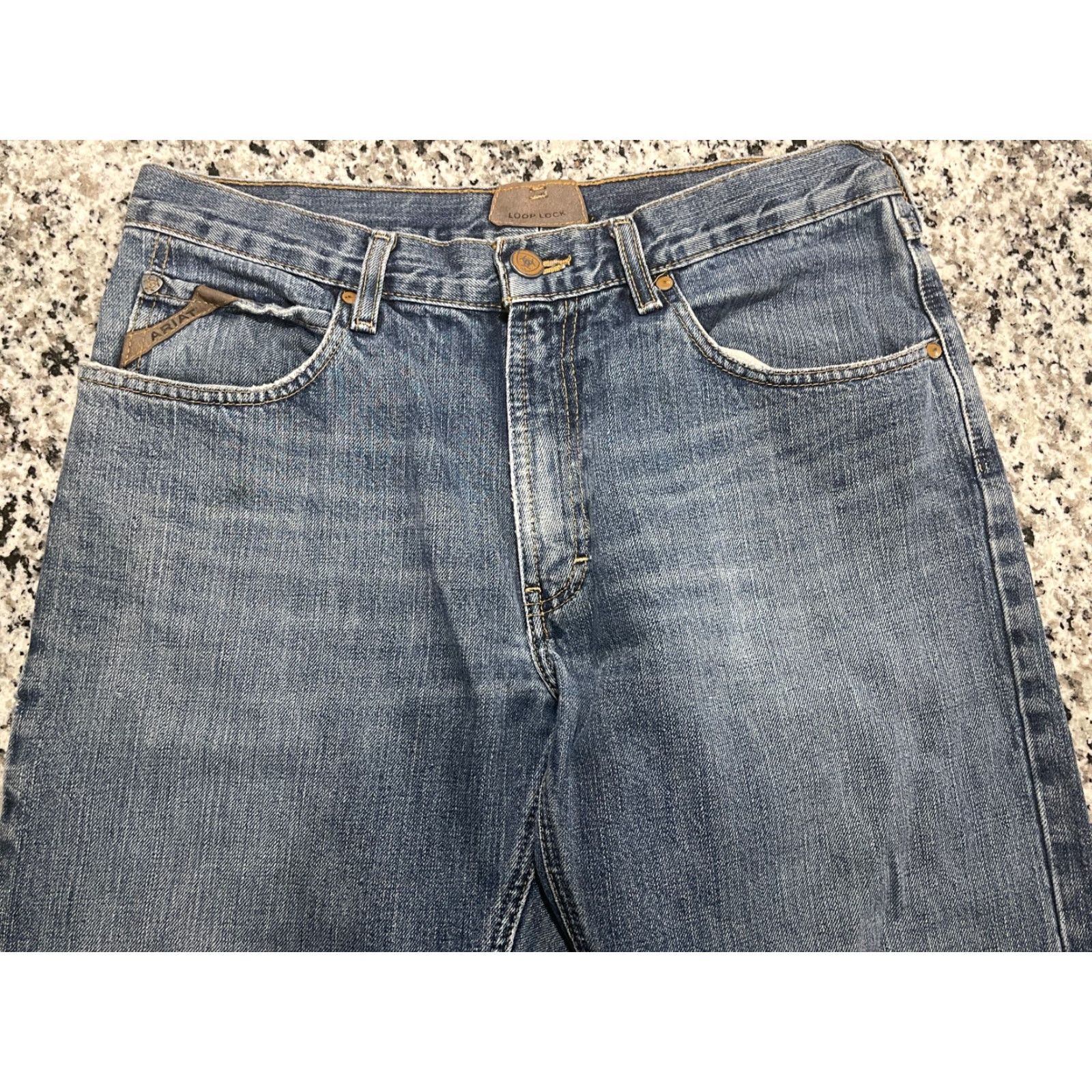 Ariat Ariat Jeans Mens 32 Blue Denim Relaxed Bootcut Cowboy Southwestern 5-Pocket Logo Button Zipper Regular fitting 35 Inseam Jeans Mens Size US 32 / EU 48 - 4 Thumbnail