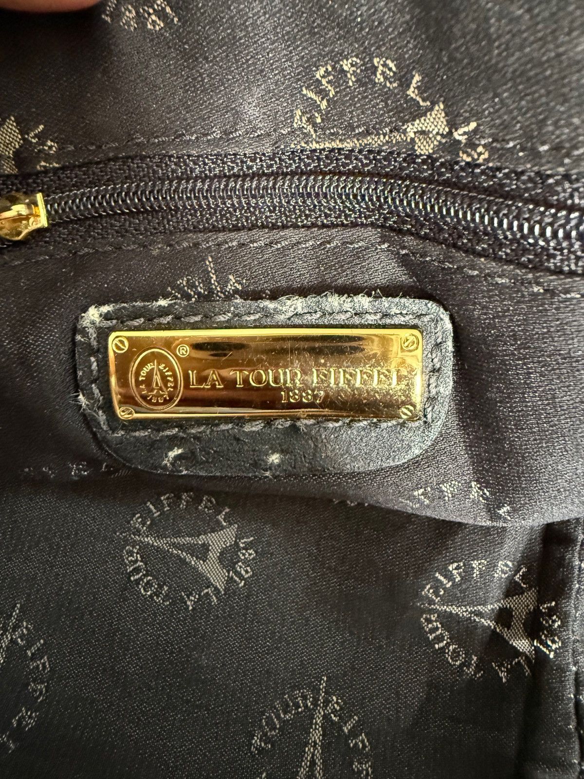 Arno De France Vintage L.A Tour Eiffel 1887 Leather Sling Bag Red Black Size ONE SIZE - 5 Thumbnail