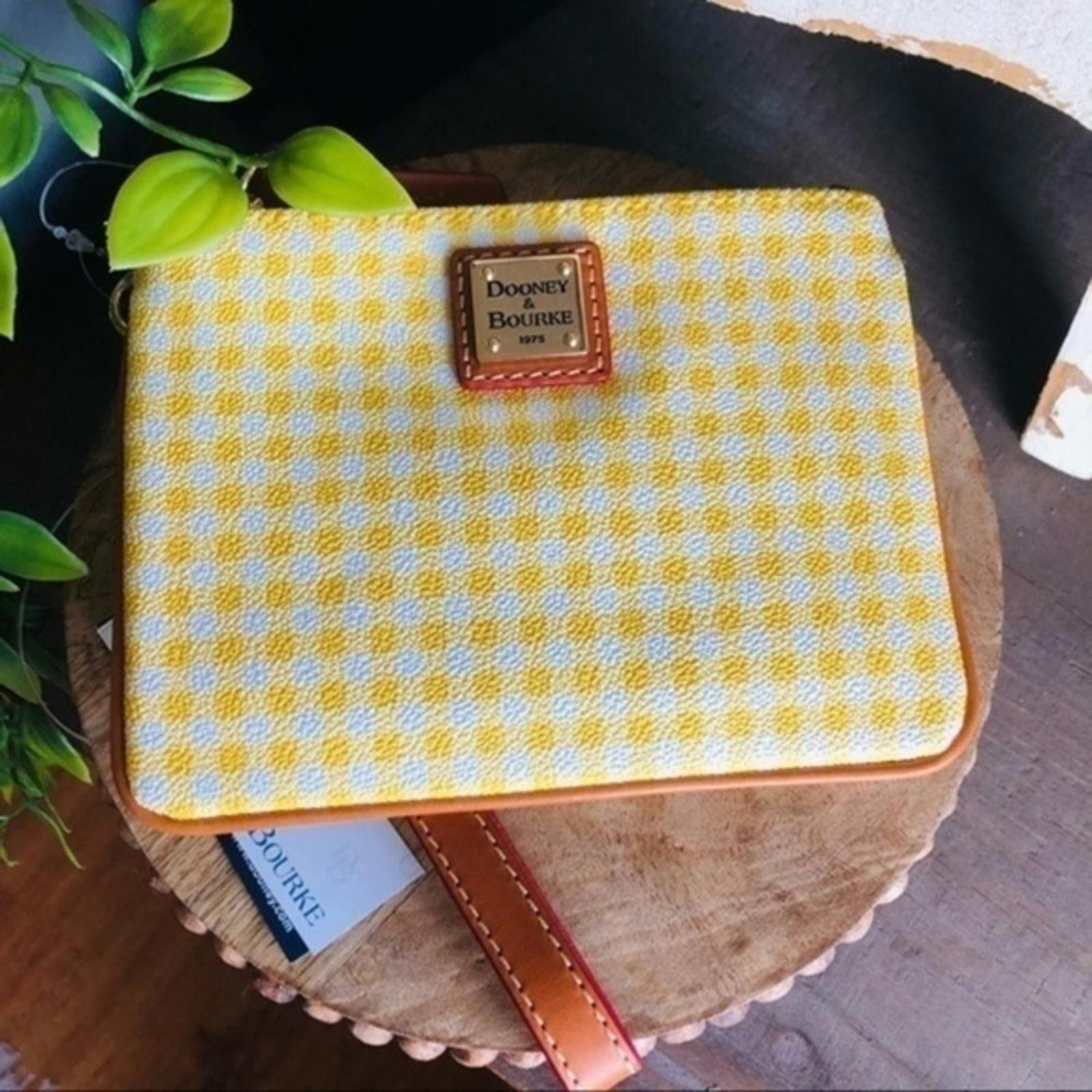 Dooney & Bourke Dooney & Bourke Yellow Gingham Wristlet NWT Size ONE SIZE - 1 Thumbnail
