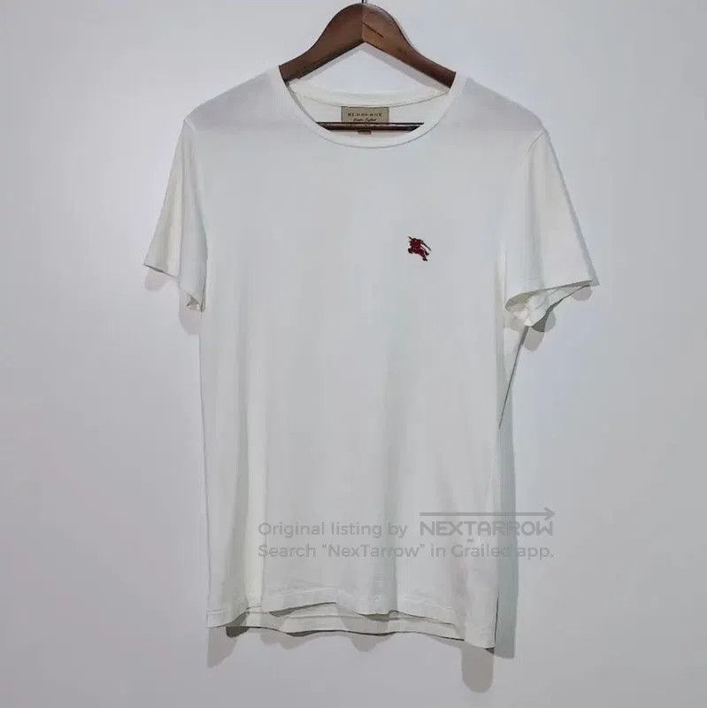 Burberry Burberry White Cotton Women's T-Shirt. Size S / US 4 / IT 40 - 1 Thumbnail