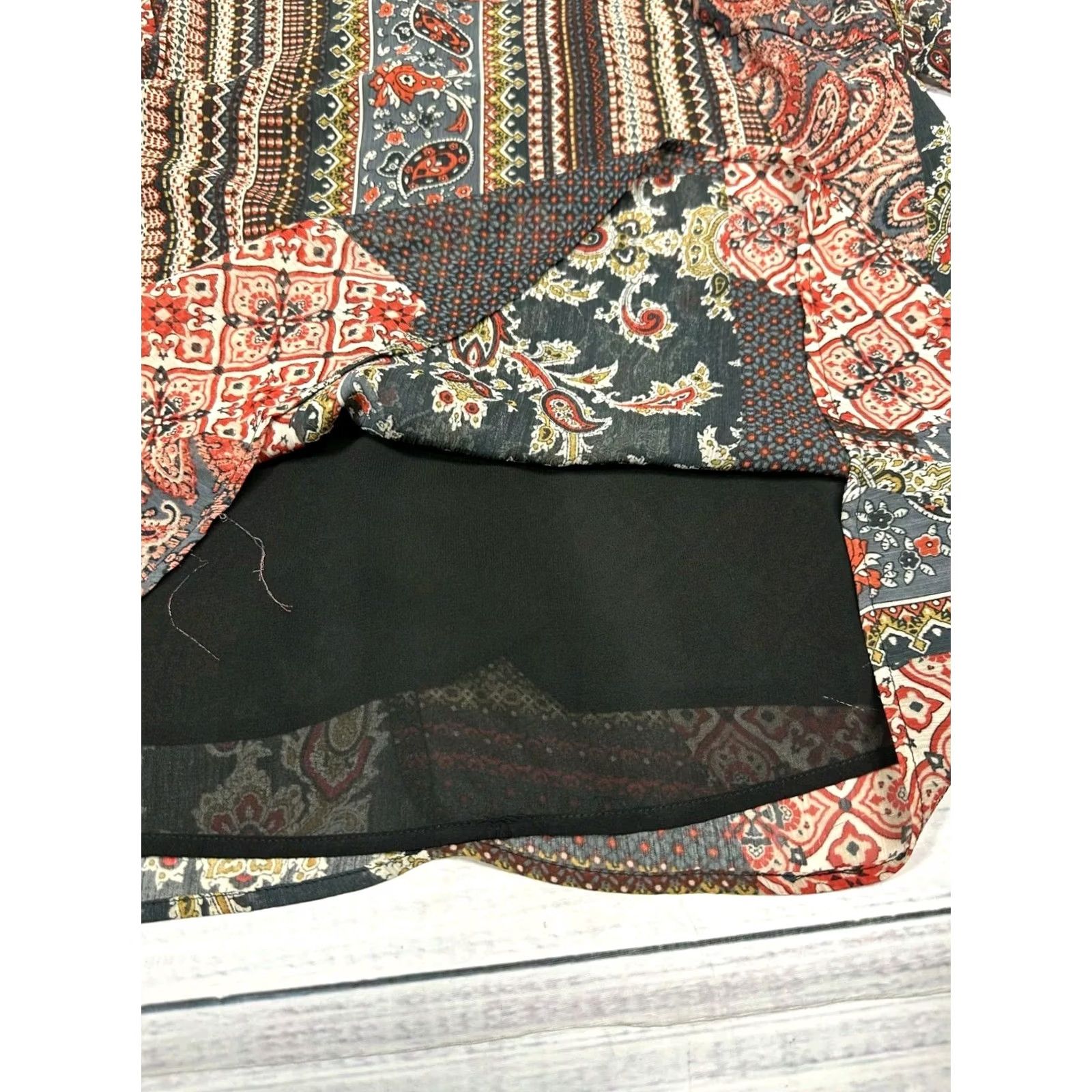 Vintage Skies are blue Blouse Women Long Sleeve Cold Shoulder Paisley Red M Flawed Size M / US 6-8 / IT 42-44 - 7 Thumbnail