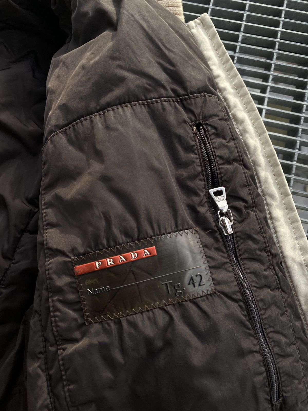 Prada Vintage Prada Nylon Red Tab Waterproof Jacket Size M / US 6-8 / IT 42-44 - 11 Thumbnail