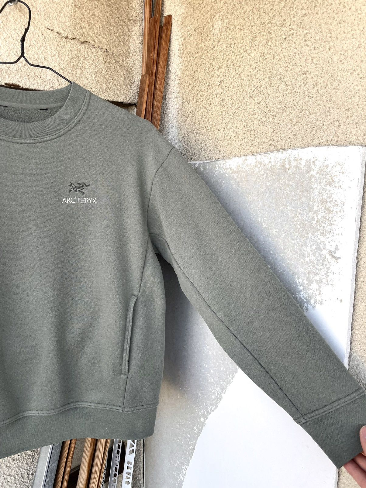 Arc'teryx Arc’teryx Emblem Fleece Crew Neck Sweatshirt Women’s S/M Size S / US 4 / IT 40 - 8 Thumbnail