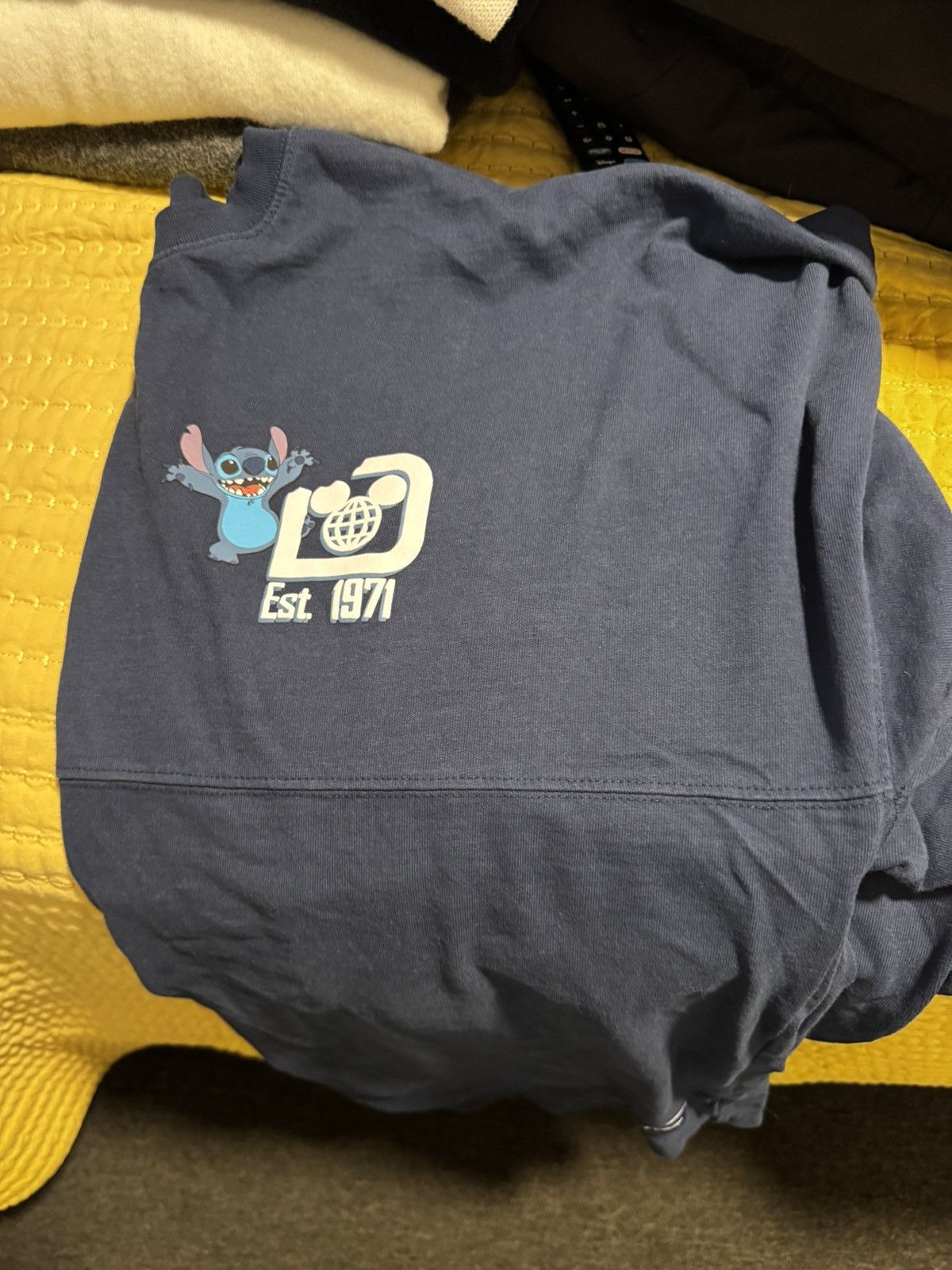 Disney Walt Disney World Stitch Spirit Jersey Size US L / EU 52-54 / 3 - 1 Thumbnail