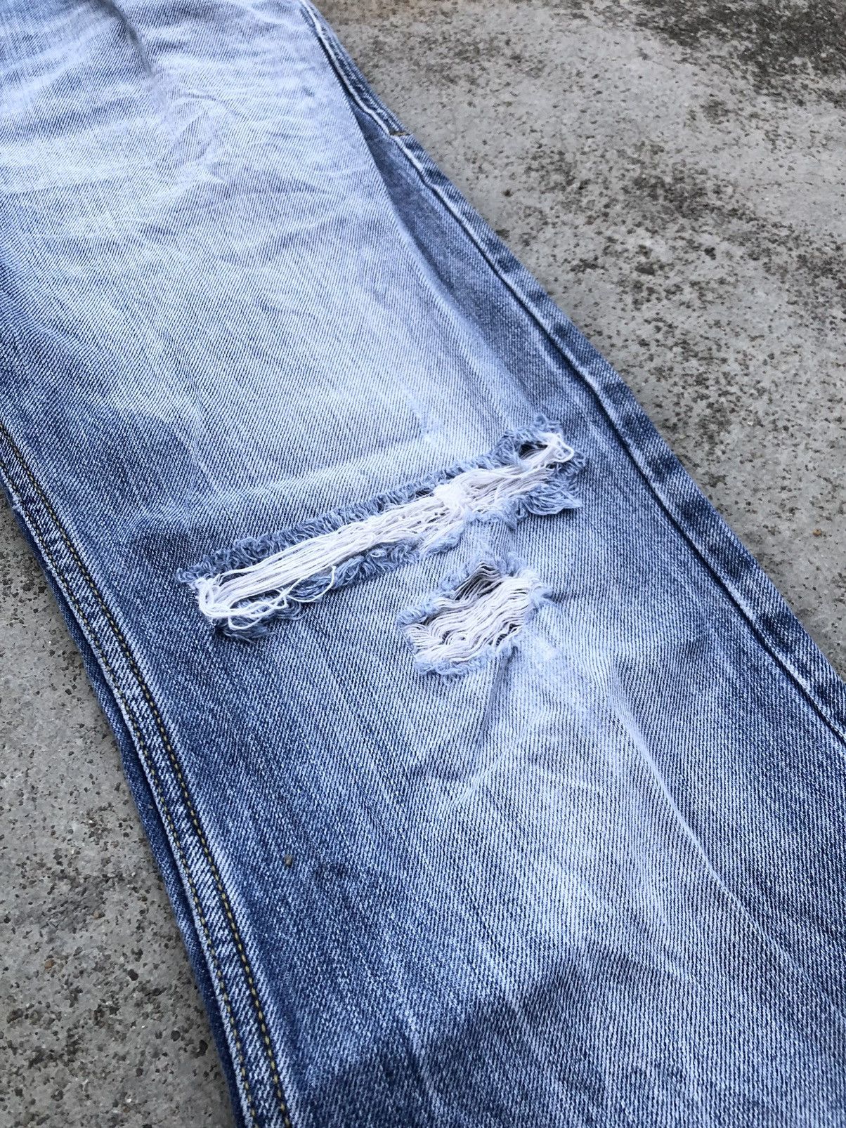 Diesel FLARED⚡️⚡️DIESEL ZATINY DISTRESSED JEANS Size 32" / US 10 / IT 46 - 2 Thumbnail