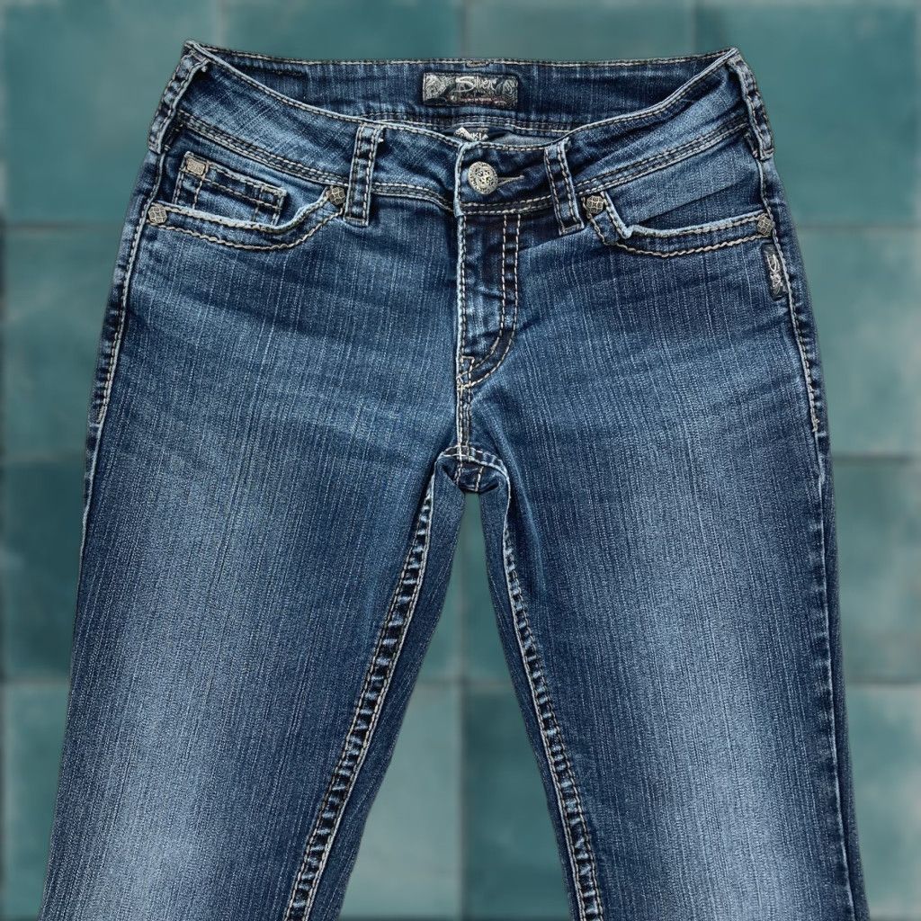 Silver Jeans Co. Silver Jeans Suki Surplus Women's 29x32 Bootcut Dark Wash Blue Denim Grunge Rock Size 29" - 1 Thumbnail