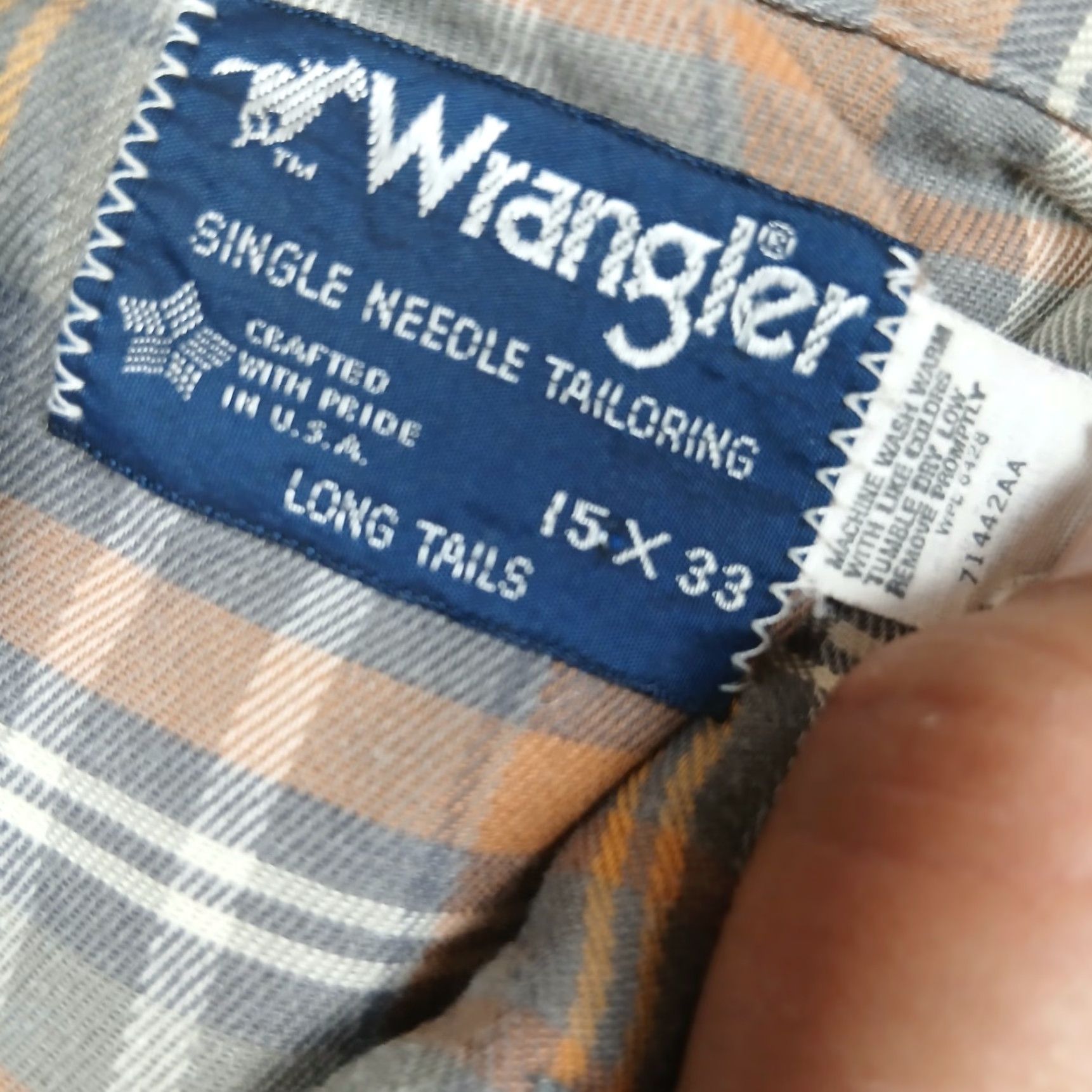 Wrangler VINTAGE Wrangler Pearl Snap Shirt Mens 15 Small Brown Plaid Long Tails 80s Size US S / EU 44-46 / 1 - 4 Thumbnail