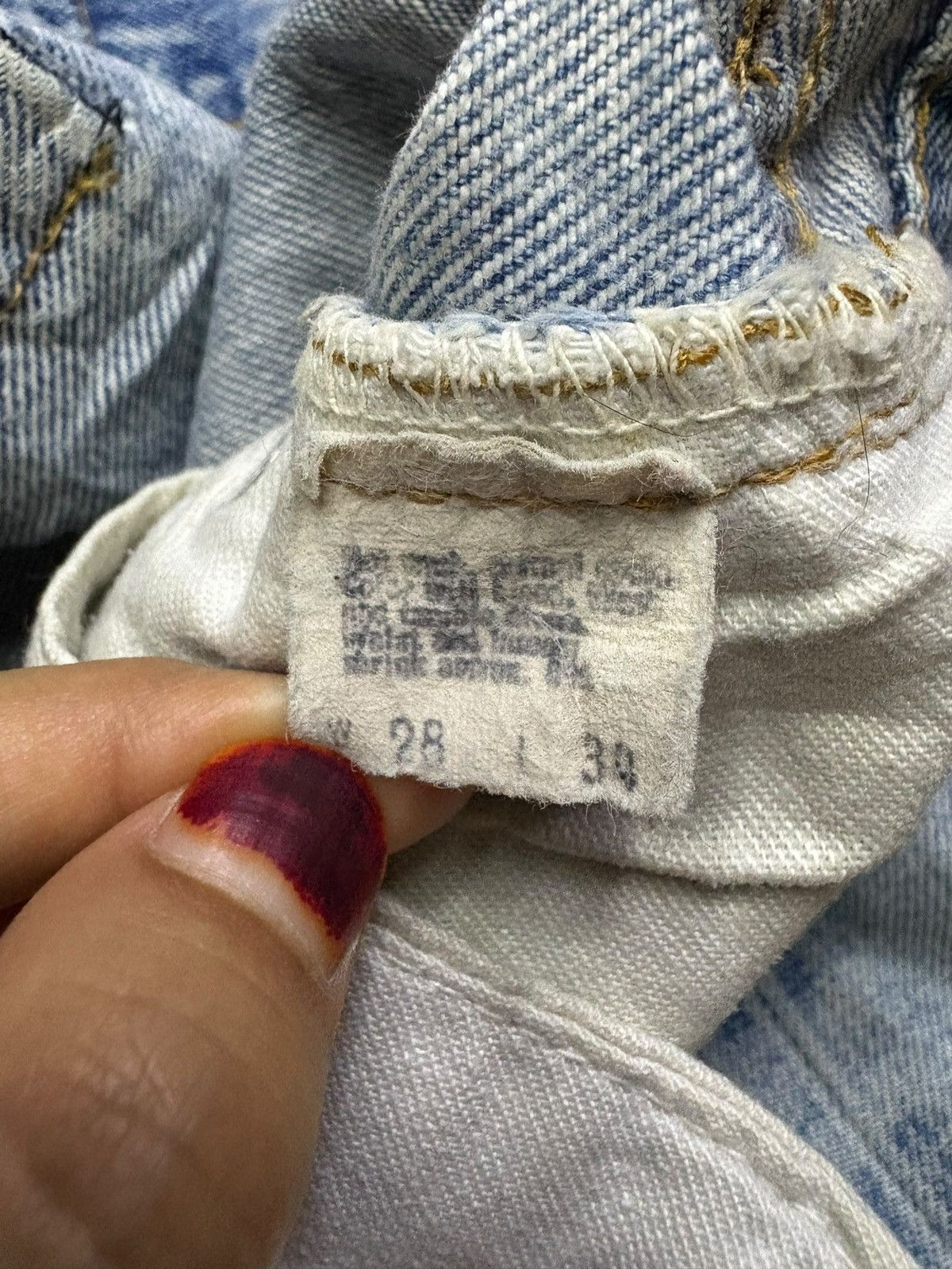 Levi's Vintage 70s Levis 501 Big E Selvedge Distress Jeans Button 6 Size US 26 / EU 42 - 10 Thumbnail