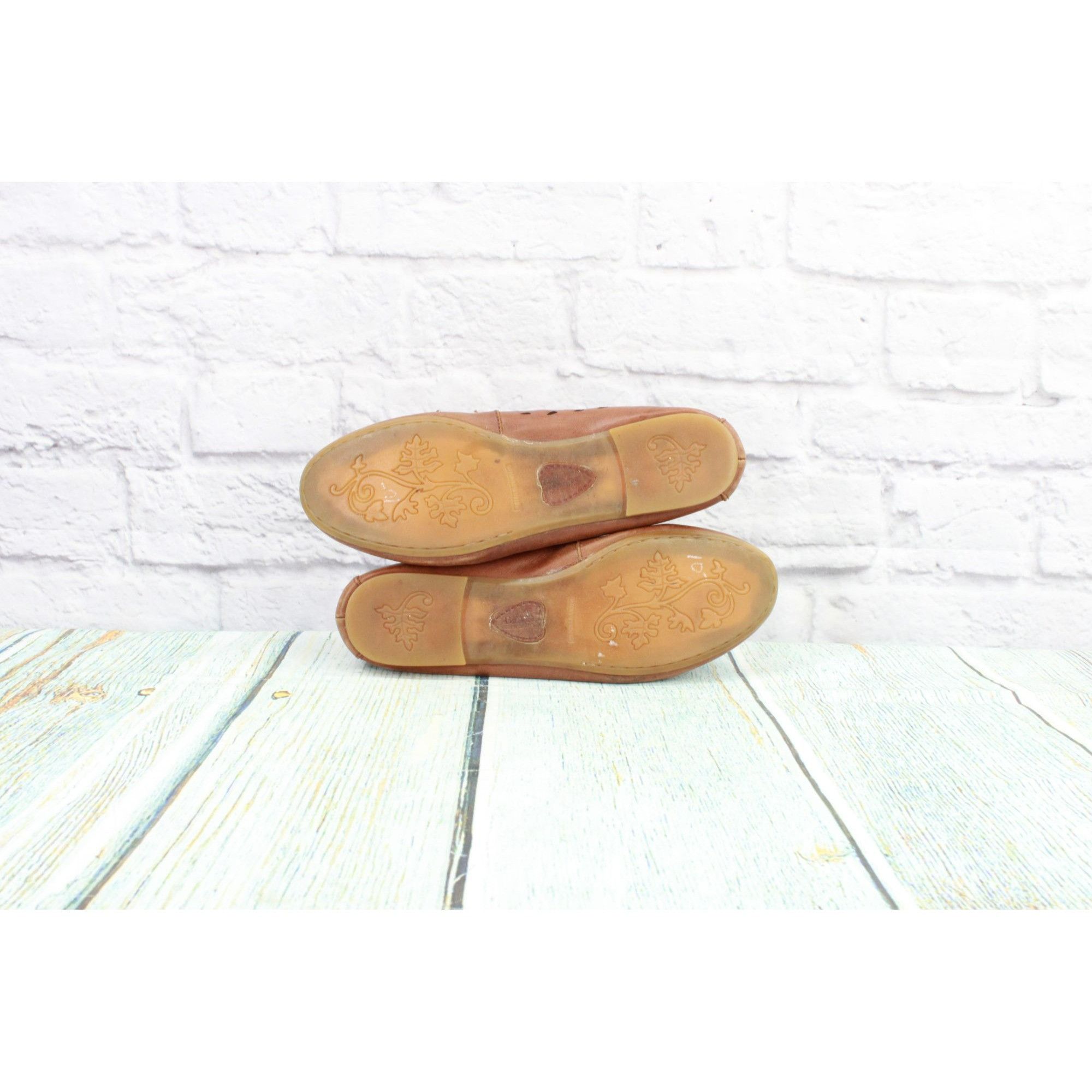 Born Born Verna Women's Comfort Cushioned Walking Flat Shoes Size US 8 / IT 38 - 9 Thumbnail