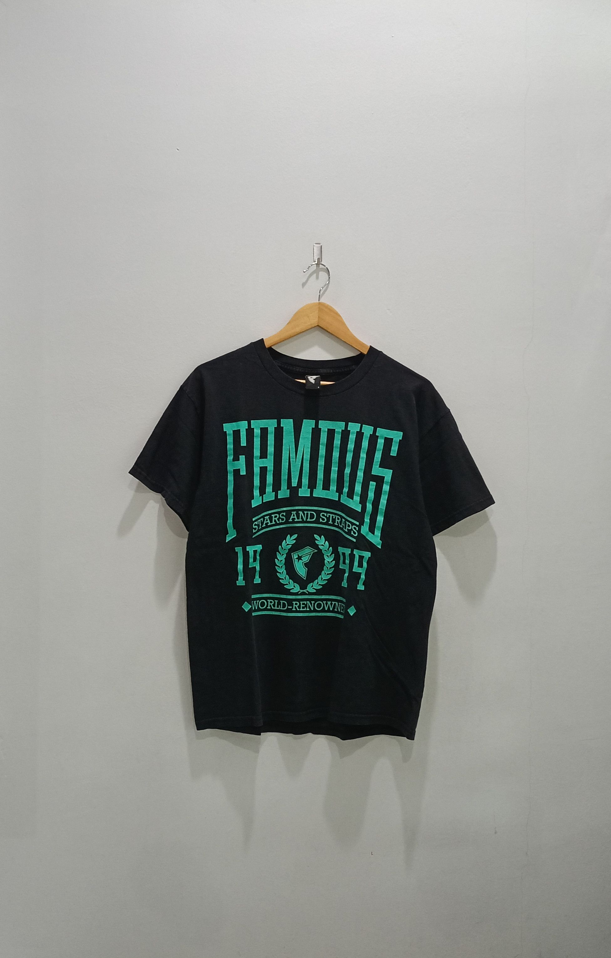 Famous Stars And Straps TSHIRT : FAMOUS STAR AND STRAPS Size US L / EU 52-54 / 3 - 1 Thumbnail