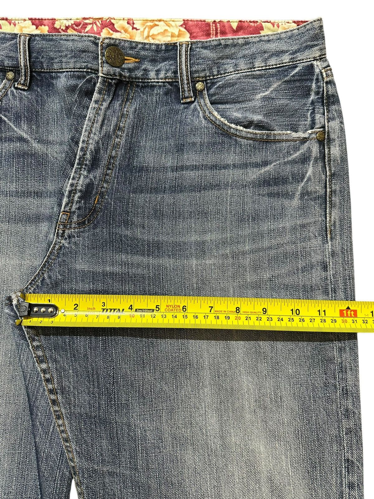 Kamakura Vintage Japanese Brand Sukajan Fish Koi Embroidered Jeans Size US 36 / EU 52 - 14 Thumbnail