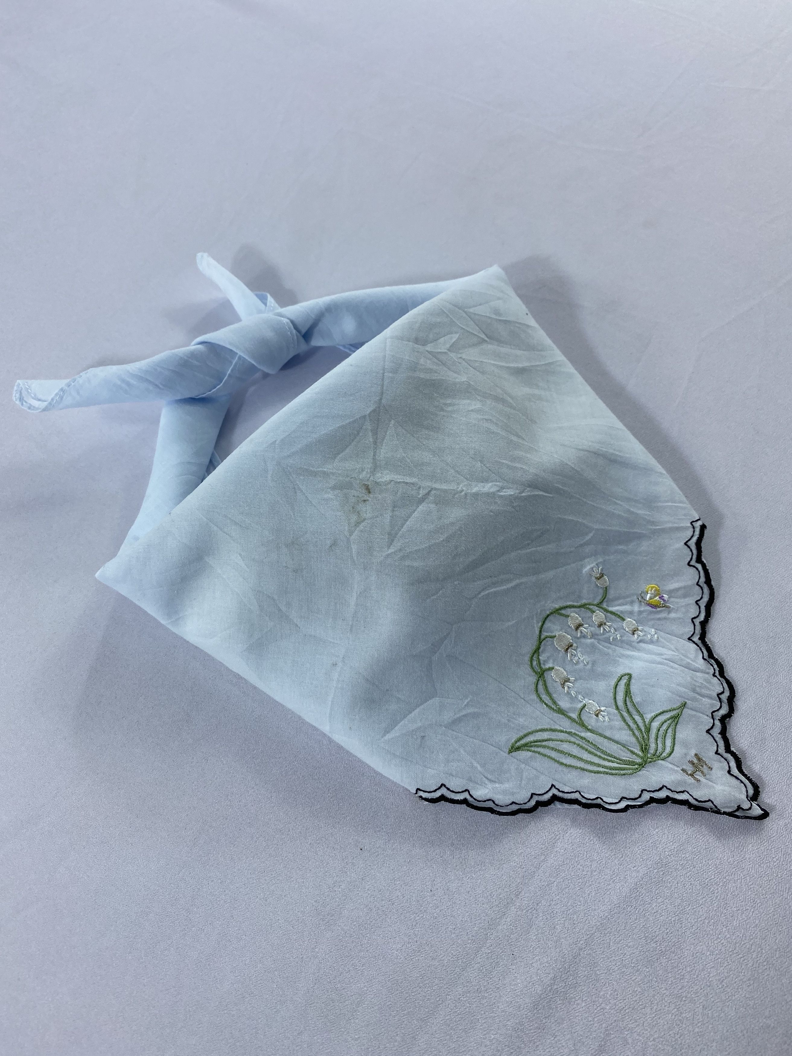 Hanae Mori × Japanese Brand × Vintage Hanae Mori Handkerchief / Bandana / Neckerchief Size ONE SIZE - 1 Thumbnail