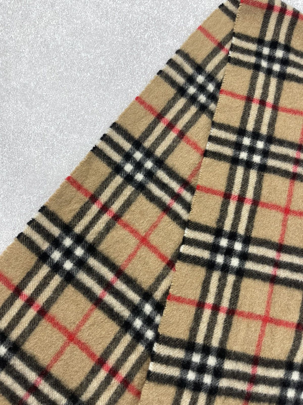 Burberry × Vintage Vintage Burberry Cashmere Scarf Muffler Novacheck OS Size ONE SIZE - 5 Thumbnail
