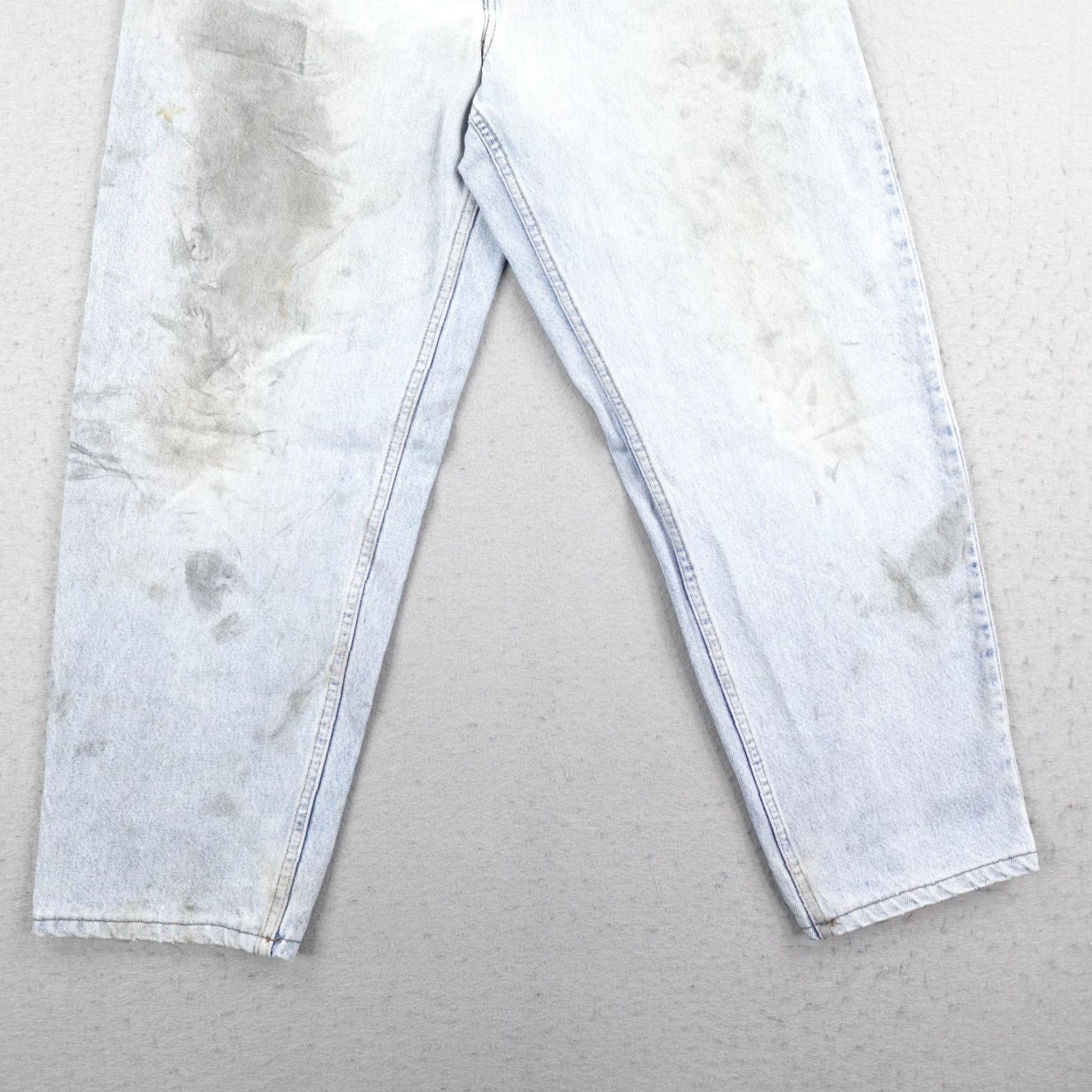 Levi's VINTAGE Levi's Jeans Mens 34x30 Blue Denim 560 Tapered Loose Fit Grunge 90s Y2K Pants Men Blues Size US 34 / EU 50 - 3 Thumbnail