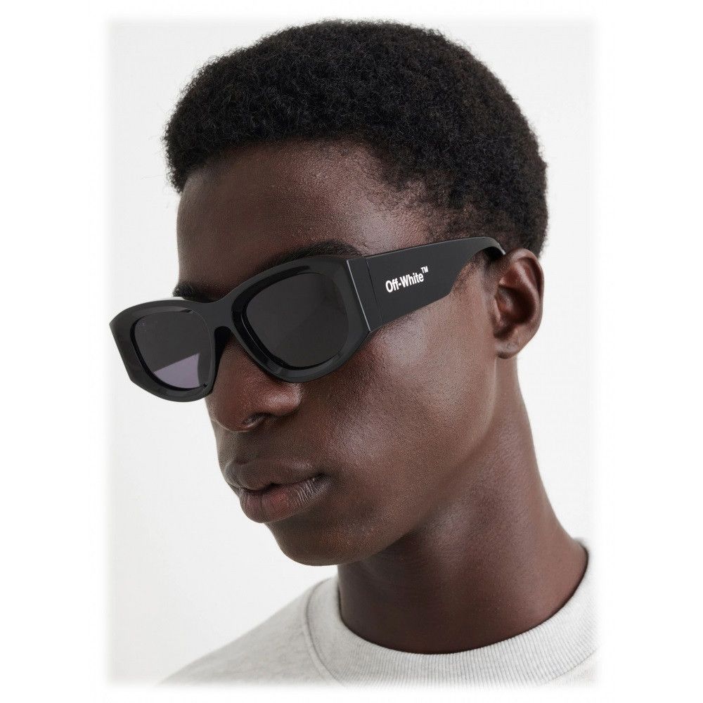 Off-White Off-White JOAN Sunglasses Cat Eye OERI041 1007 NEW AUTHENTIC Size ONE SIZE - 13 Thumbnail