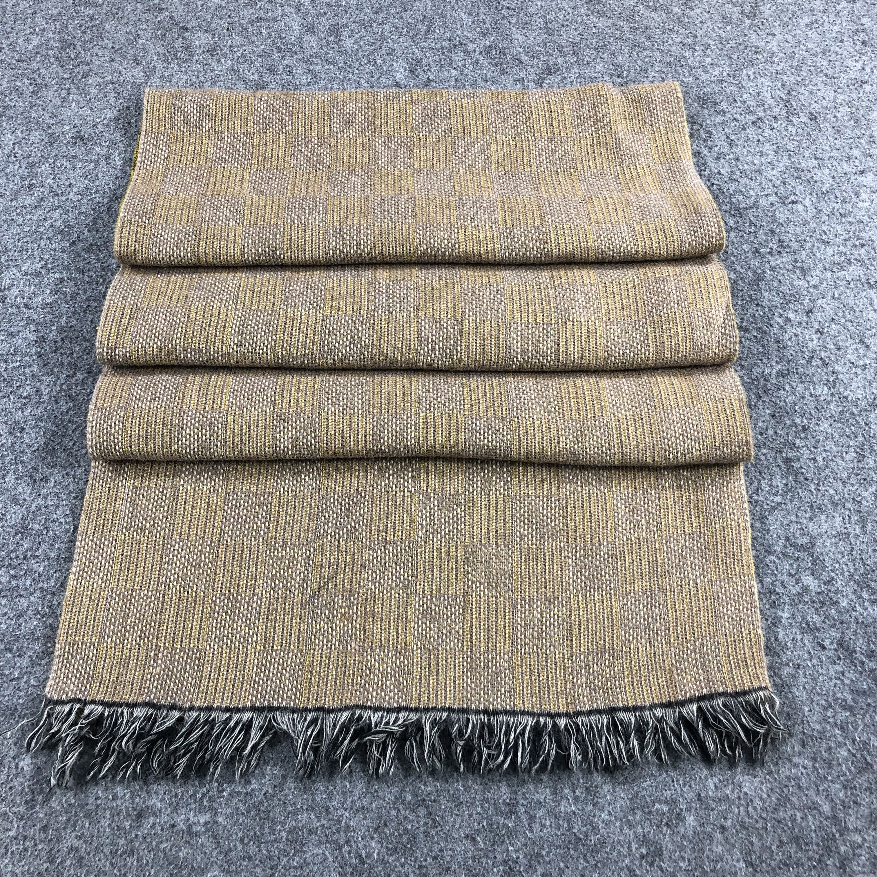 Donna Karan Donna Karan Wool Scarf Muffler V818 Size ONE SIZE - 2 Thumbnail
