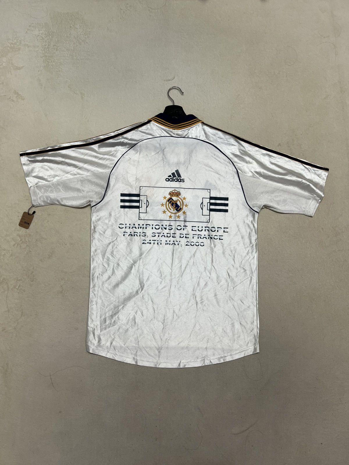 Adidas Real Madrid 1998 Adidas Home Jersey Champion Of Europe 2000 Size US M / EU 48-50 / 2 - 4 Thumbnail