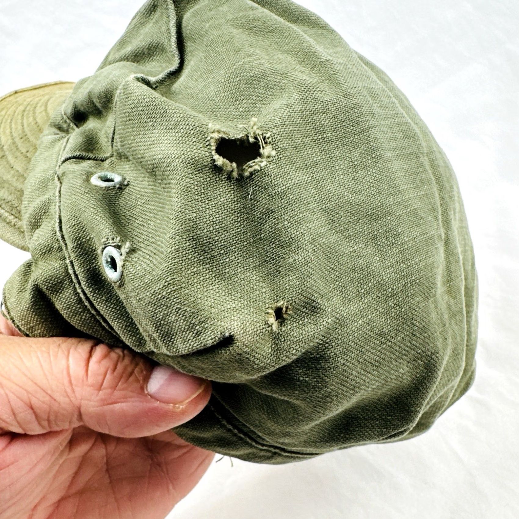 Vintage Vietnam Era OG-107 Utility Cap Shirt Mens Cap 1969 Green Cotton VW Waldman 1960s United States Green Mens Cap OG-107 Vietnam Era Original Wool? Size ONE SIZE - 5 Thumbnail