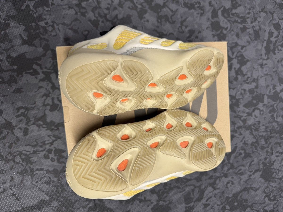 Adidas Yeezy 700 Safflower Size US 10.5 / EU 43-44 - 8 Thumbnail