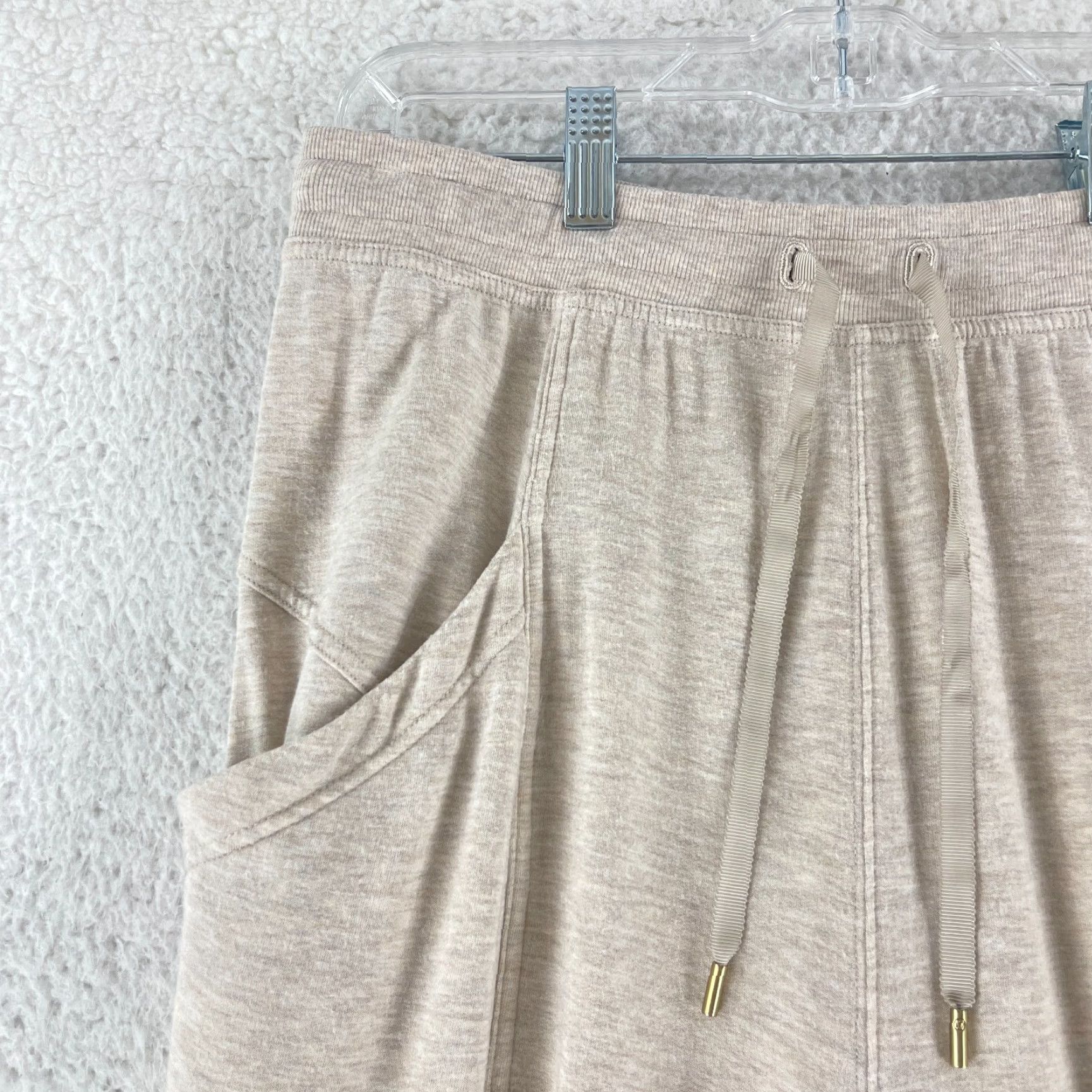 Lululemon Lululemon Still Chill Jogger Pants Women Size 10 Heathered Cashew Pull On Lounge Casual Size 32" / US 10 / IT 46 - 4 Thumbnail