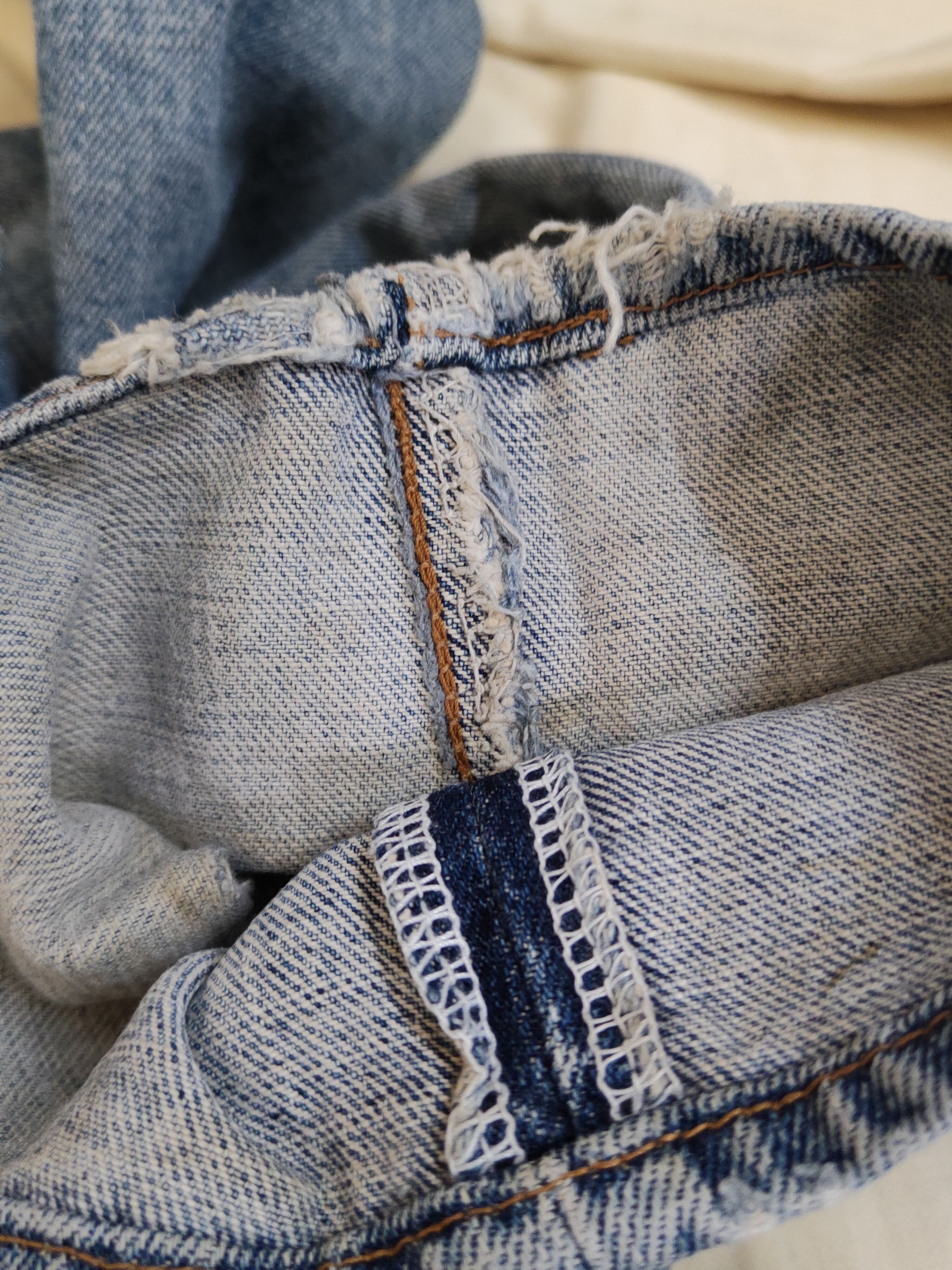 Vintage Bobson Blue Distressed Ripped vintage denim Jeans #W1480 Size US 31 - 14 Thumbnail