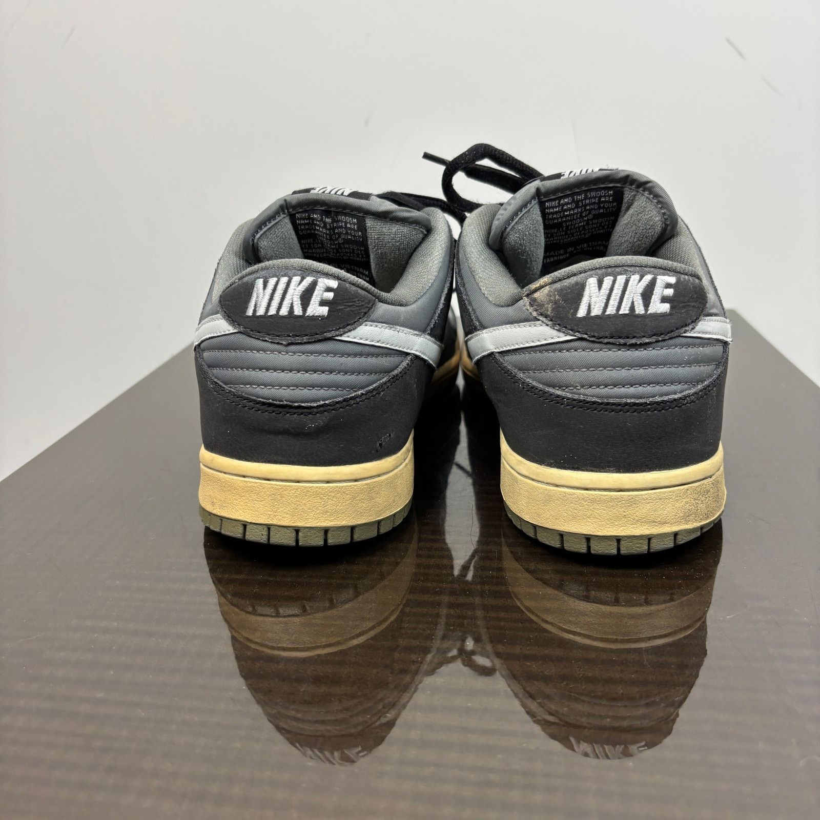 Nike Nike SB Dunk Low Pro 2014 Skate Sneakers Shoes Men's 11 Size US 11 / EU 44 - 4 Thumbnail