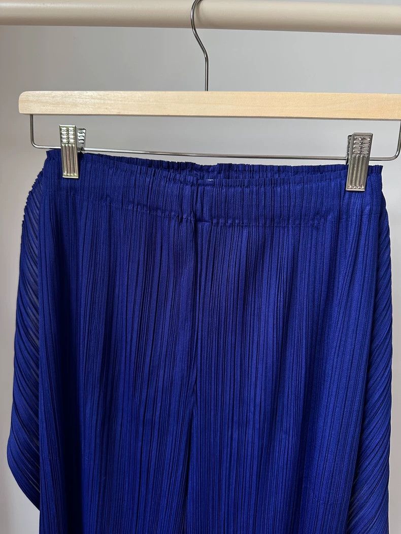 Issey Miyake Issey Miyake size:2 Navy blue pleated kelp pants Size 31" - 3 Thumbnail