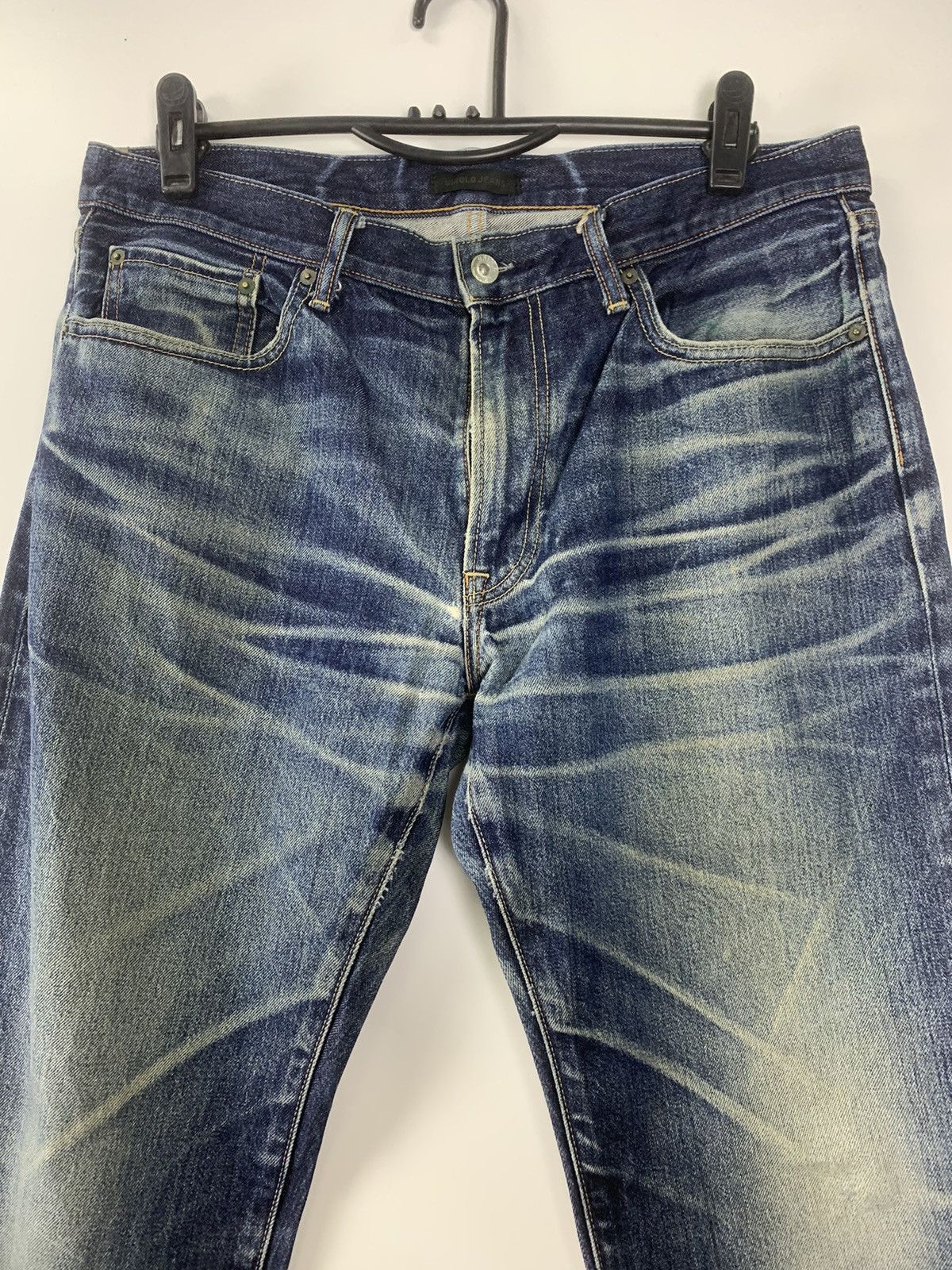 Uniqlo Vintage Uniqlo distressed denim Size US 34 / EU 50 - 2 Thumbnail