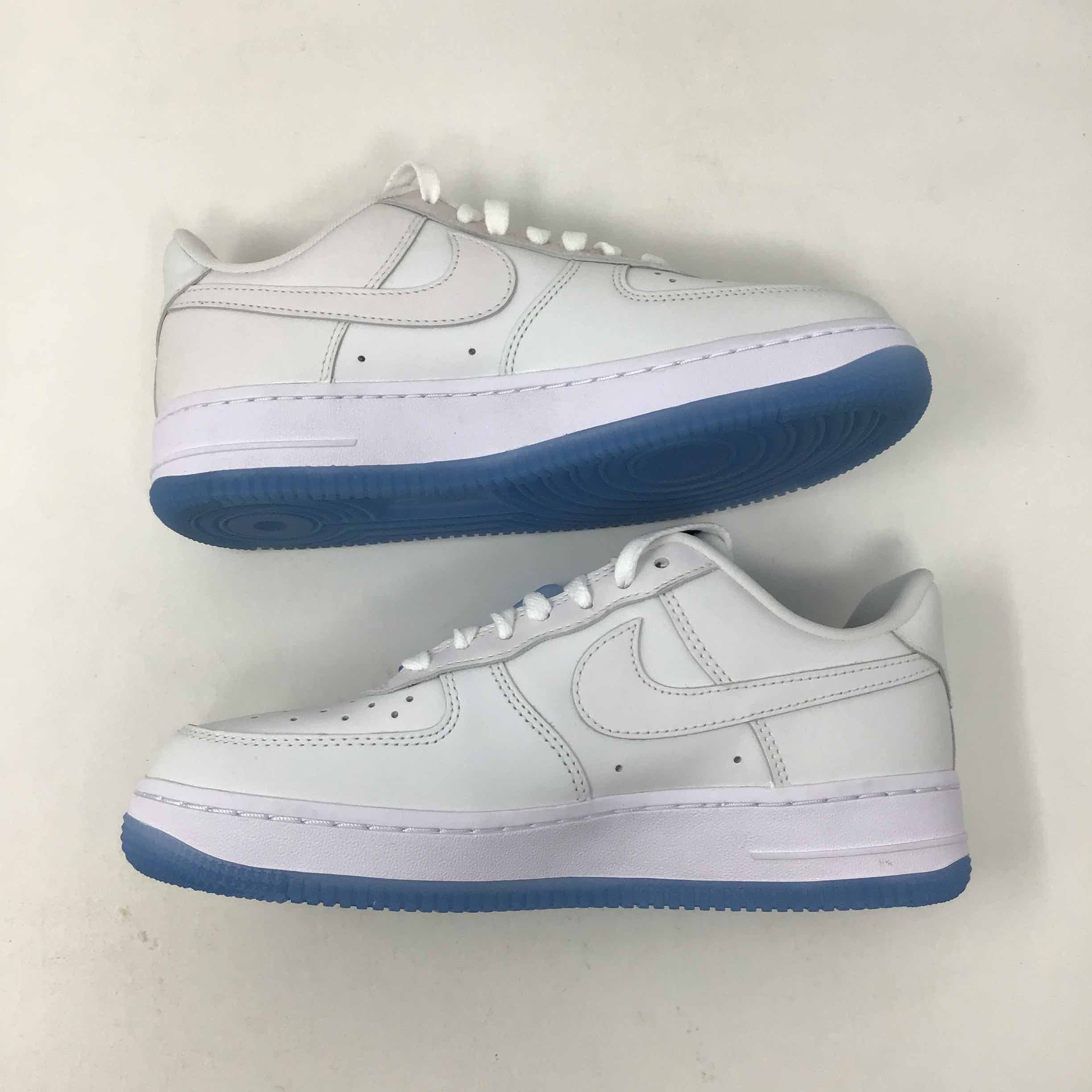 Nike Wmns Air Force 1 07 LX UV Reactive