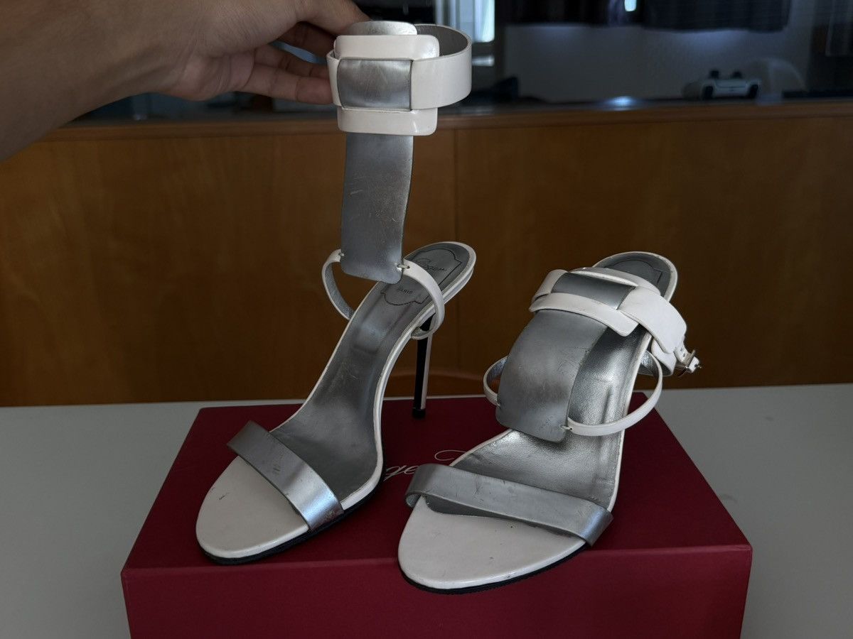 Roger Vivier Roger Vivier Avantgarde heels Size US 9 / IT 39 - 1 Thumbnail