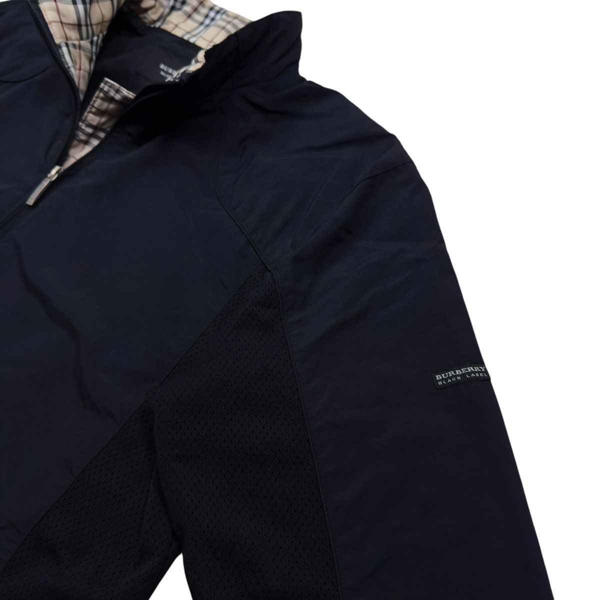 Burberry Nova Check Burberry Black Label Mesh Jacket Size L Black Size US L / EU 52-54 / 3 - 4 Thumbnail