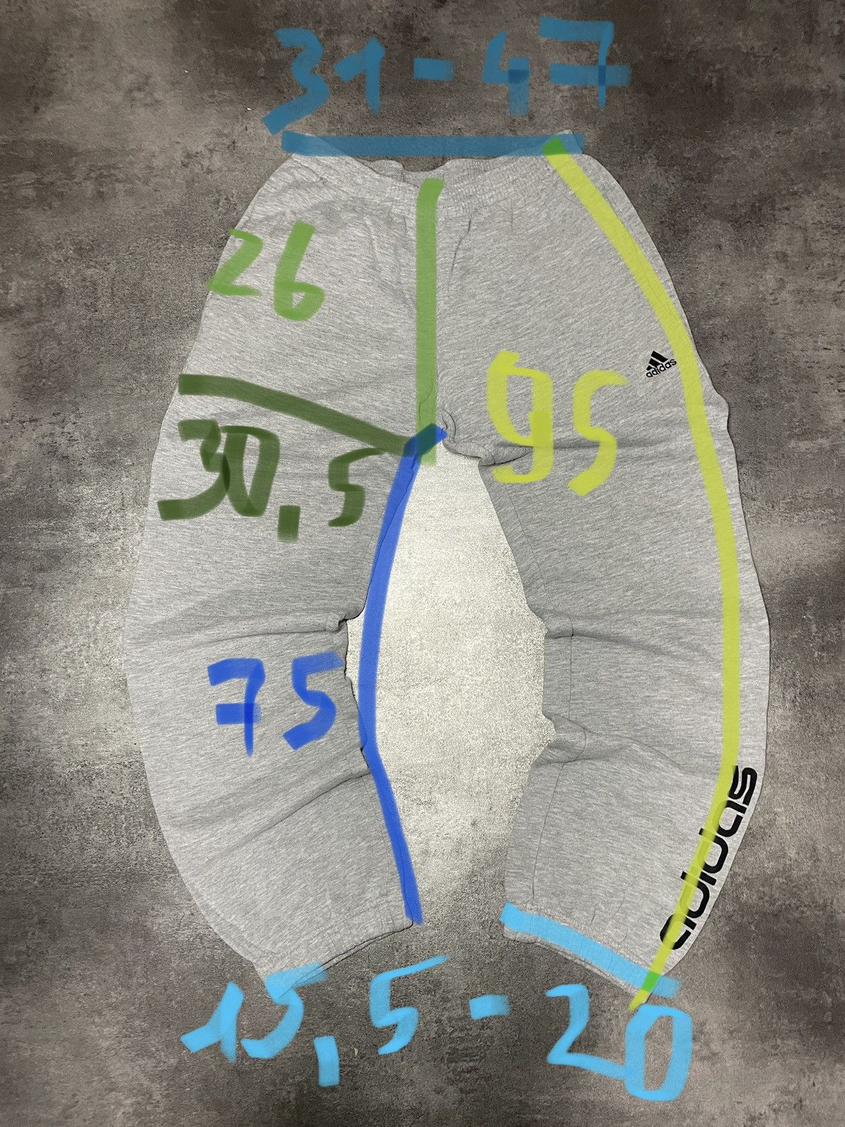 Adidas 🔥RARE🔥Adidas Vintage Y2K Sweatpants Hype Rare Baggy Wide Size US 29 - 10 Thumbnail