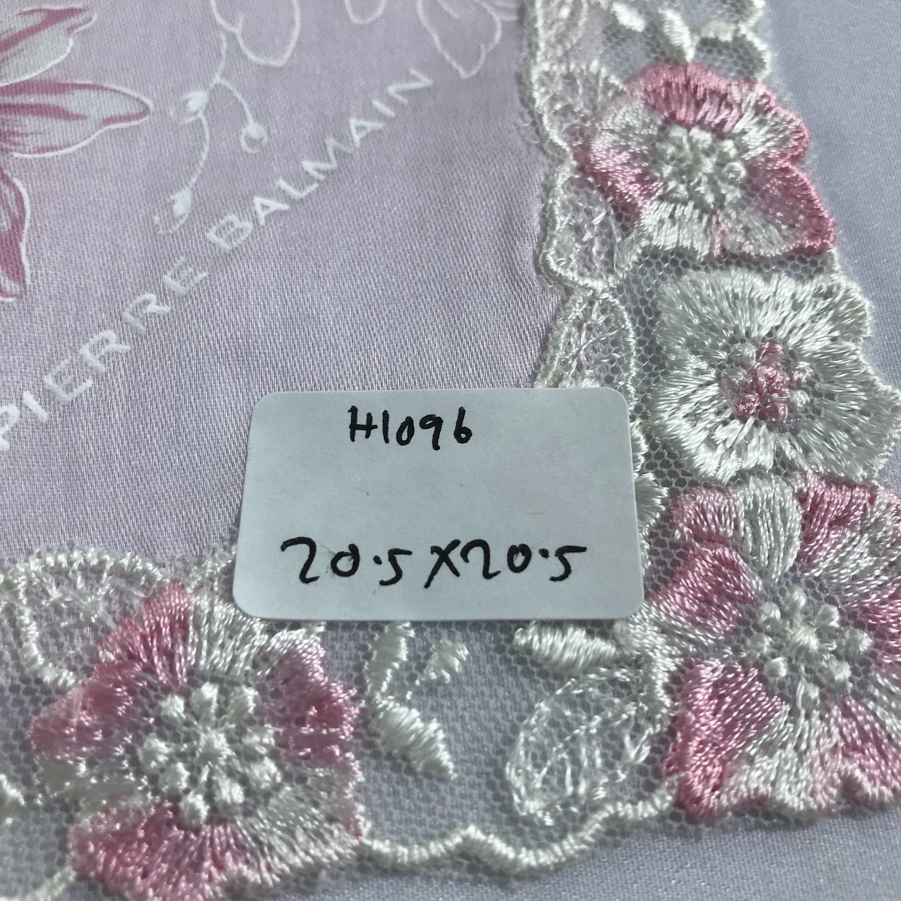 Pierre Balmain × Vintage Pierre Balmain Handkerchief Neckerchief Bandana H1096 Size ONE SIZE - 5 Thumbnail
