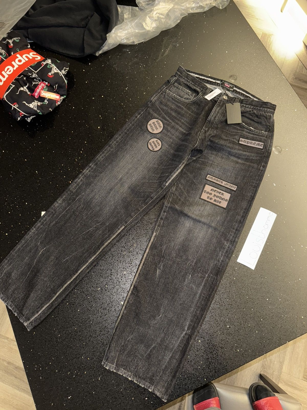 Number (N)ine × Supreme Supreme®/Number (N)ine Patches Loose Fit Selvedge Jean Size US 30 / EU 46 - 3 Thumbnail