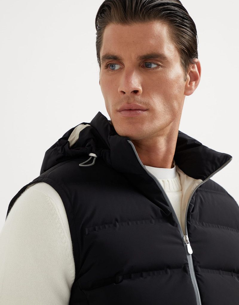 Brunello Cucinelli o1w1db10326 Wr Padded Vest in Black Size US L / EU 52-54 / 3 - 5 Thumbnail