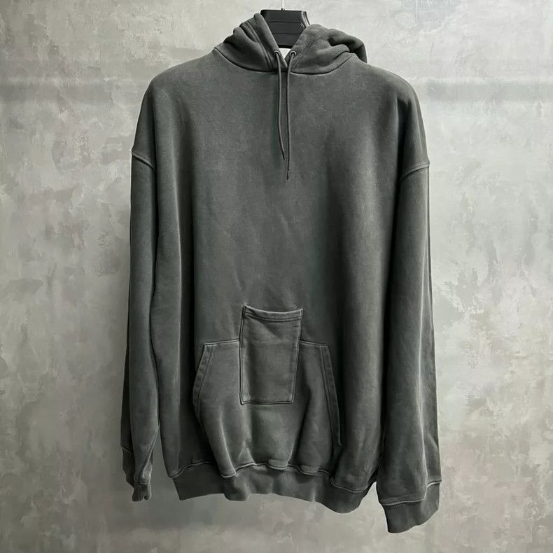 Balenciaga Balenciaga Grey printed logo hooded sweatshirt on back Size US XS / EU 42 / 0 - 1 Thumbnail