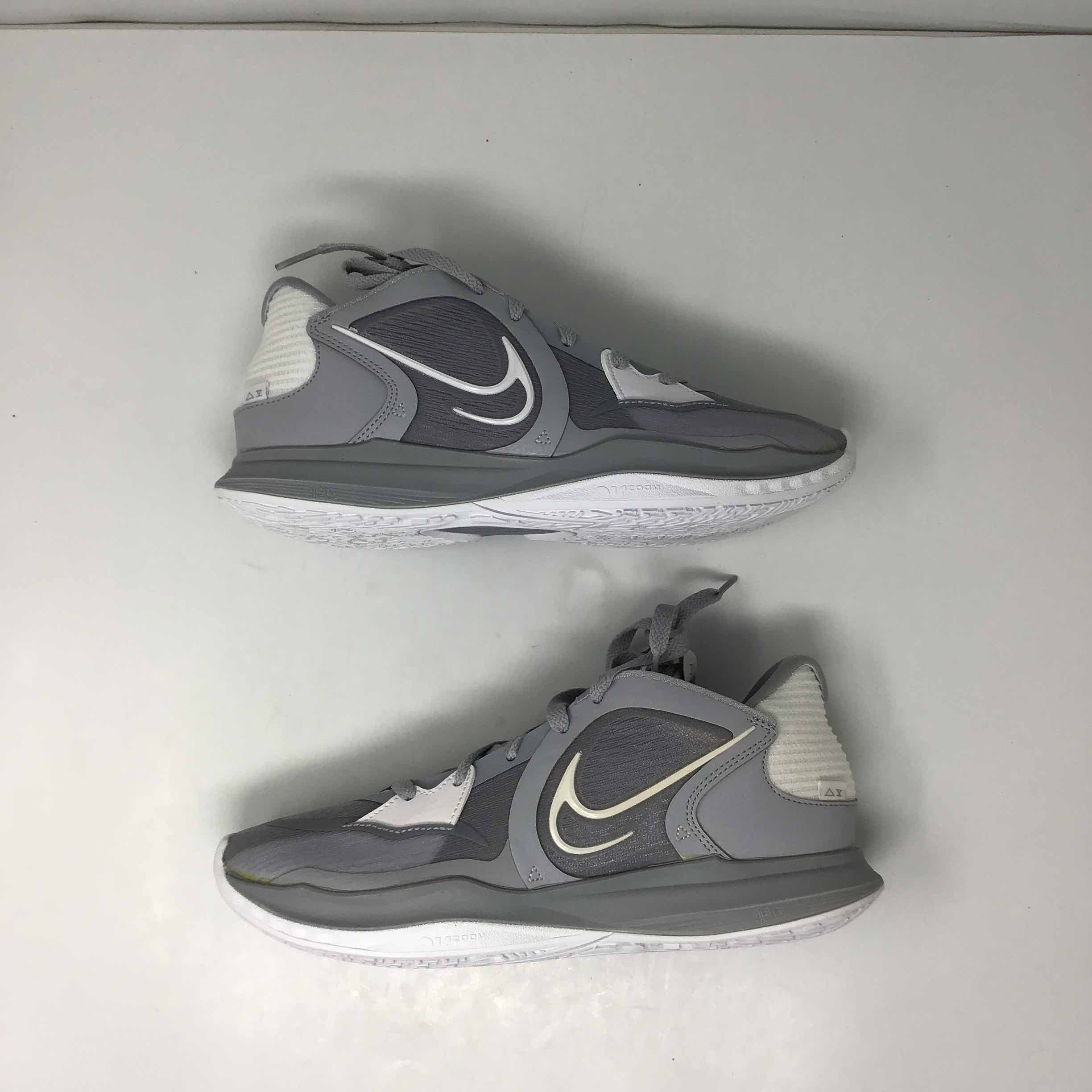 Nike Kyrie Low 5 Wolf Grey display picture 1