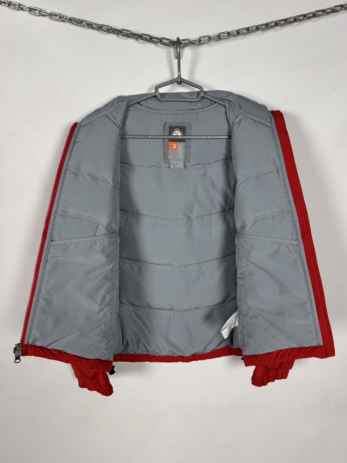 Nike ACG Nike ACG Down Jacket Full Zip Red Outdoor Hiking Size S Size S / US 4 / IT 40 - 9 Thumbnail