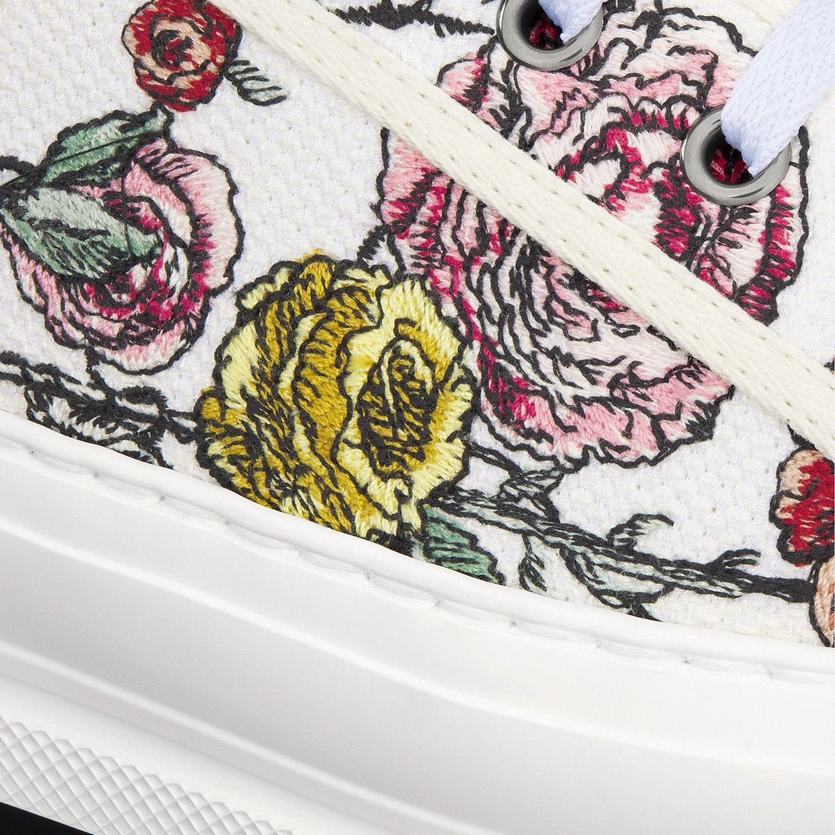 Dior o1bcso1str1224 Sneaker in White & Multicolor Size US 7 / IT 37 - 4 Thumbnail