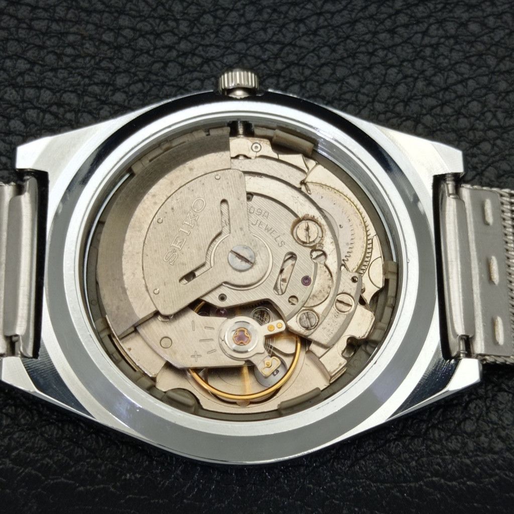 Seiko REFURBISHED VINTAGE SEIKO 5 AUTO JAPAN MENS WATCH a440202 Size 40 - 8 Thumbnail