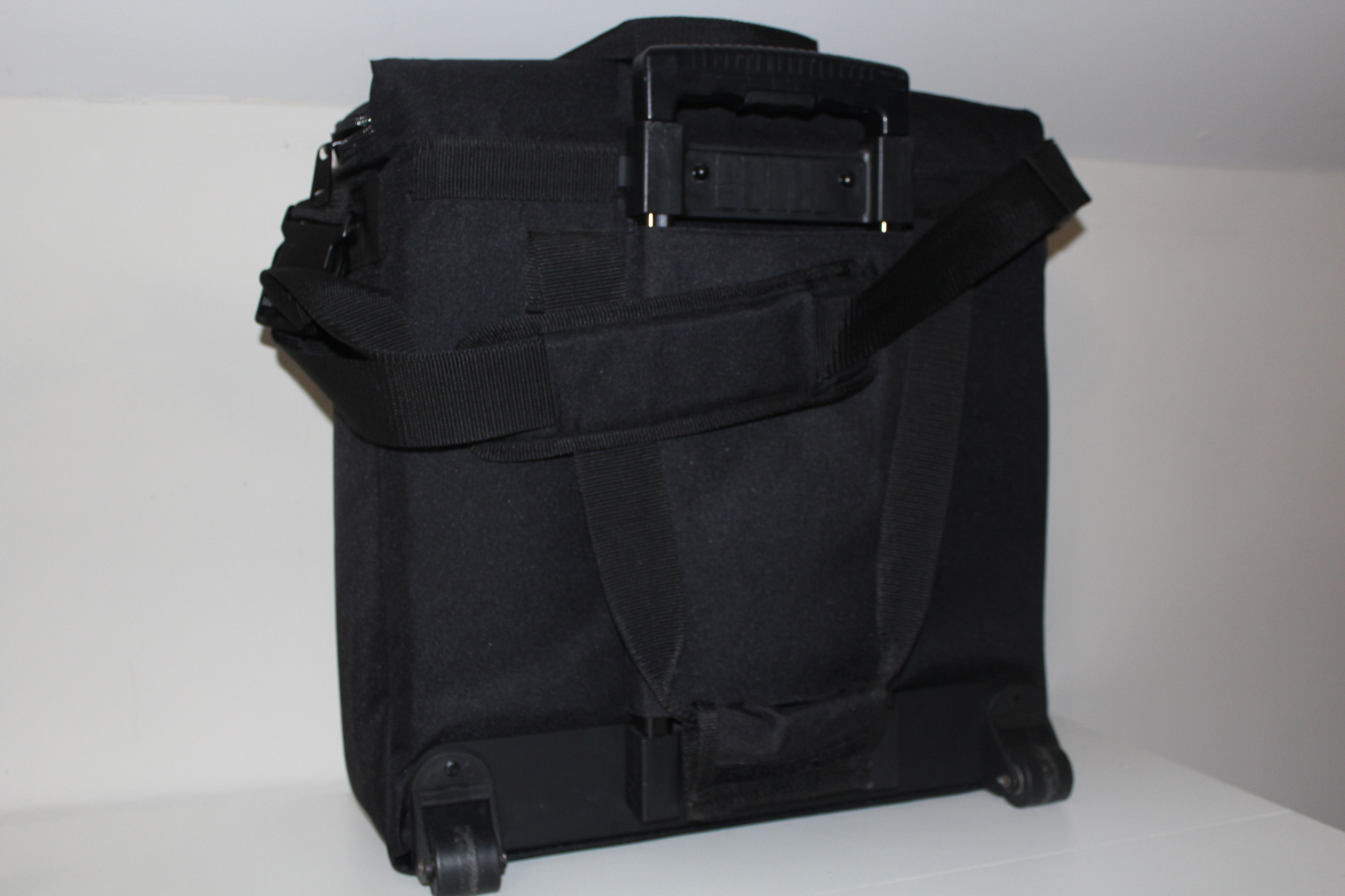 Other LTA Lighter Than Air 20x19x6 iMac Apple iLugger Computer Bag Size ONE SIZE - 4 Thumbnail