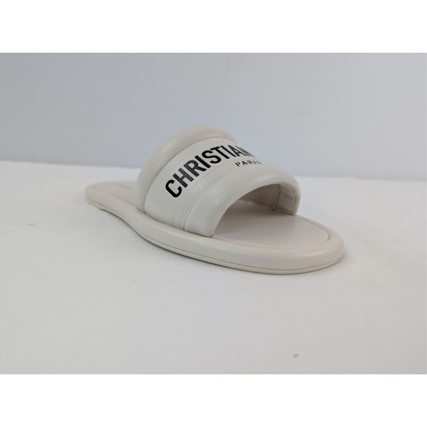 Dior o1rshd1 Every-D Embossed Lambskin Slide Sandal in Off White Size US 7 / EU 40 - 2 Thumbnail