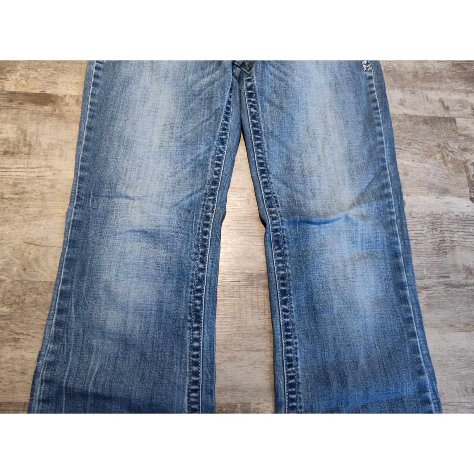 Wrangler Wrangler Jeans Womens Boot Cut Low Rise Rock 47 Bedazzled Denim Stretch 32x29 Size 24" / US 00 / IT 34 - 5 Thumbnail