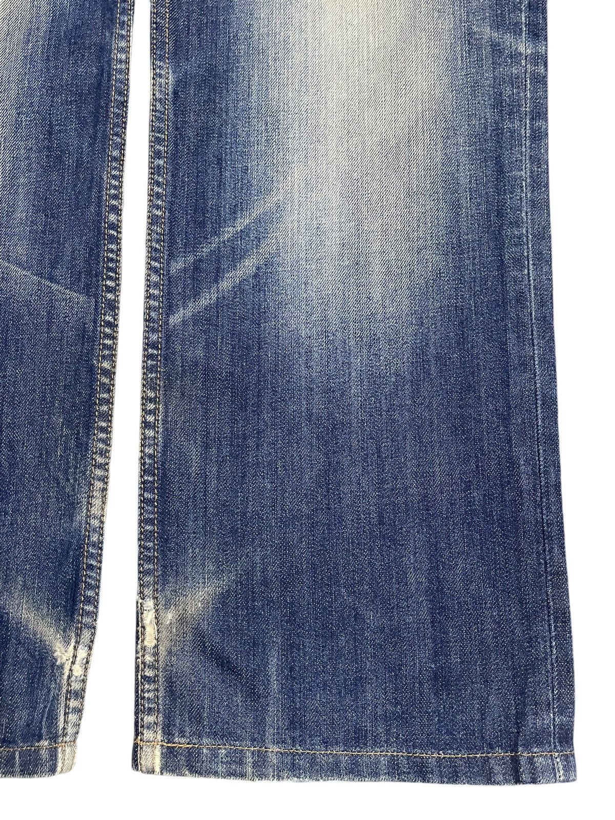 Levi's Vintage Levis 502 Blue Faded Wash Style Baggy Jeans Size US 36 / EU 52 - 8 Thumbnail