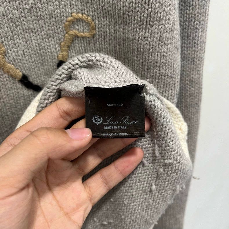 LORO PIANA Gray casual knit top