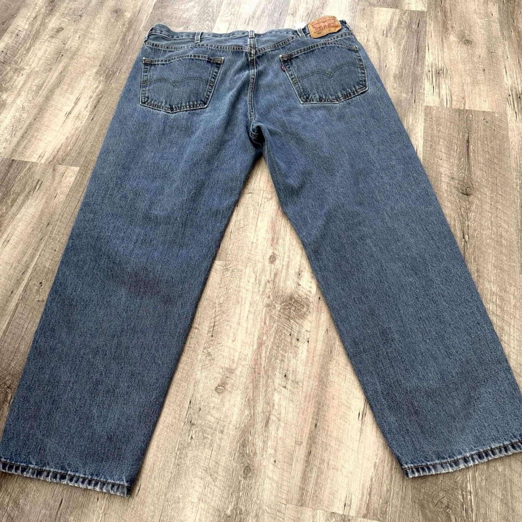 Levi's Levi’s 550 Jeans Mens Relaxed Fit Medium Wash Blue 44x32 100% Cotton Jeans Zinc Zip 5-Pocket Regular Mens Size US 44 / EU 60 - 3 Thumbnail